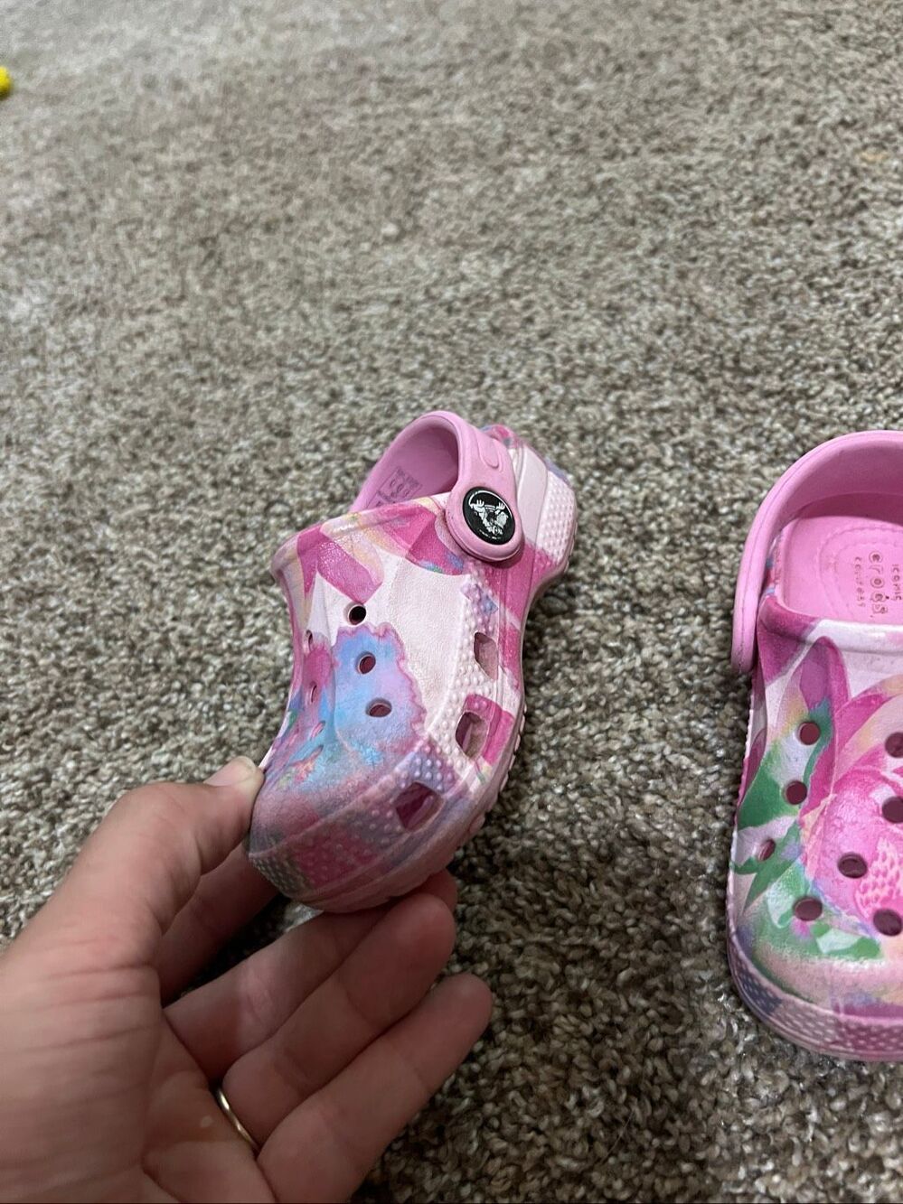 Crocs Pink Patterned Toddler Size 6c Girls Shoes Flaws - Picture 5 of 12